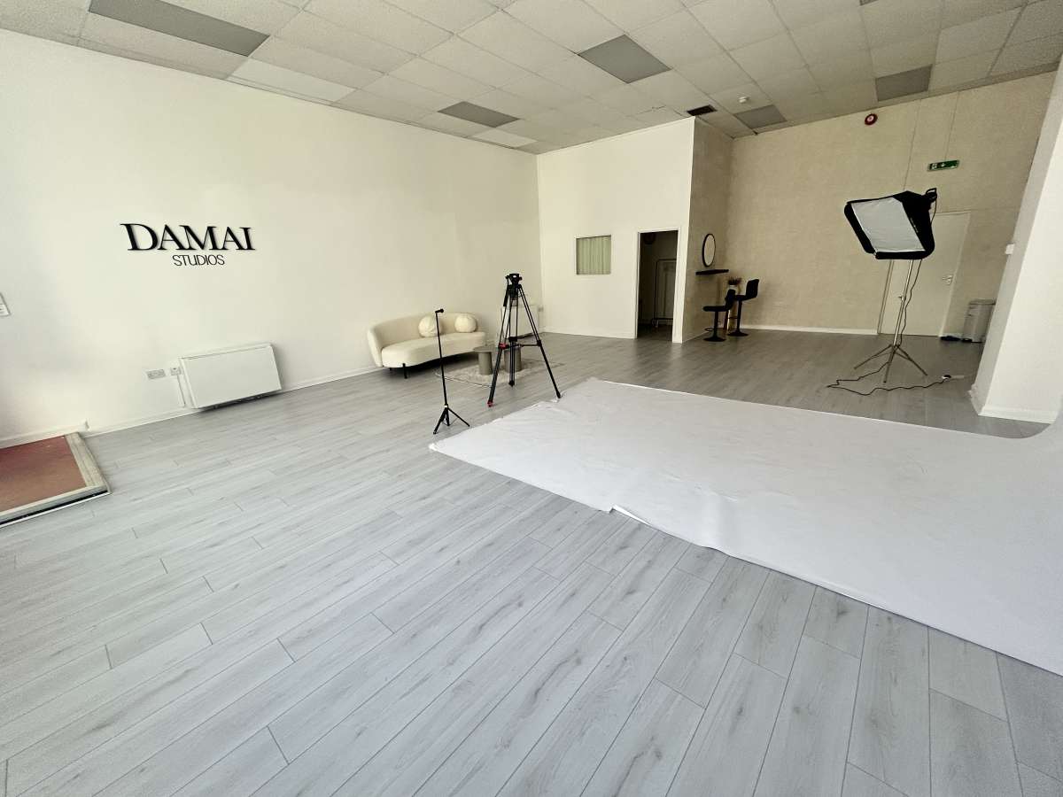 Office in Gloucester - photo 3