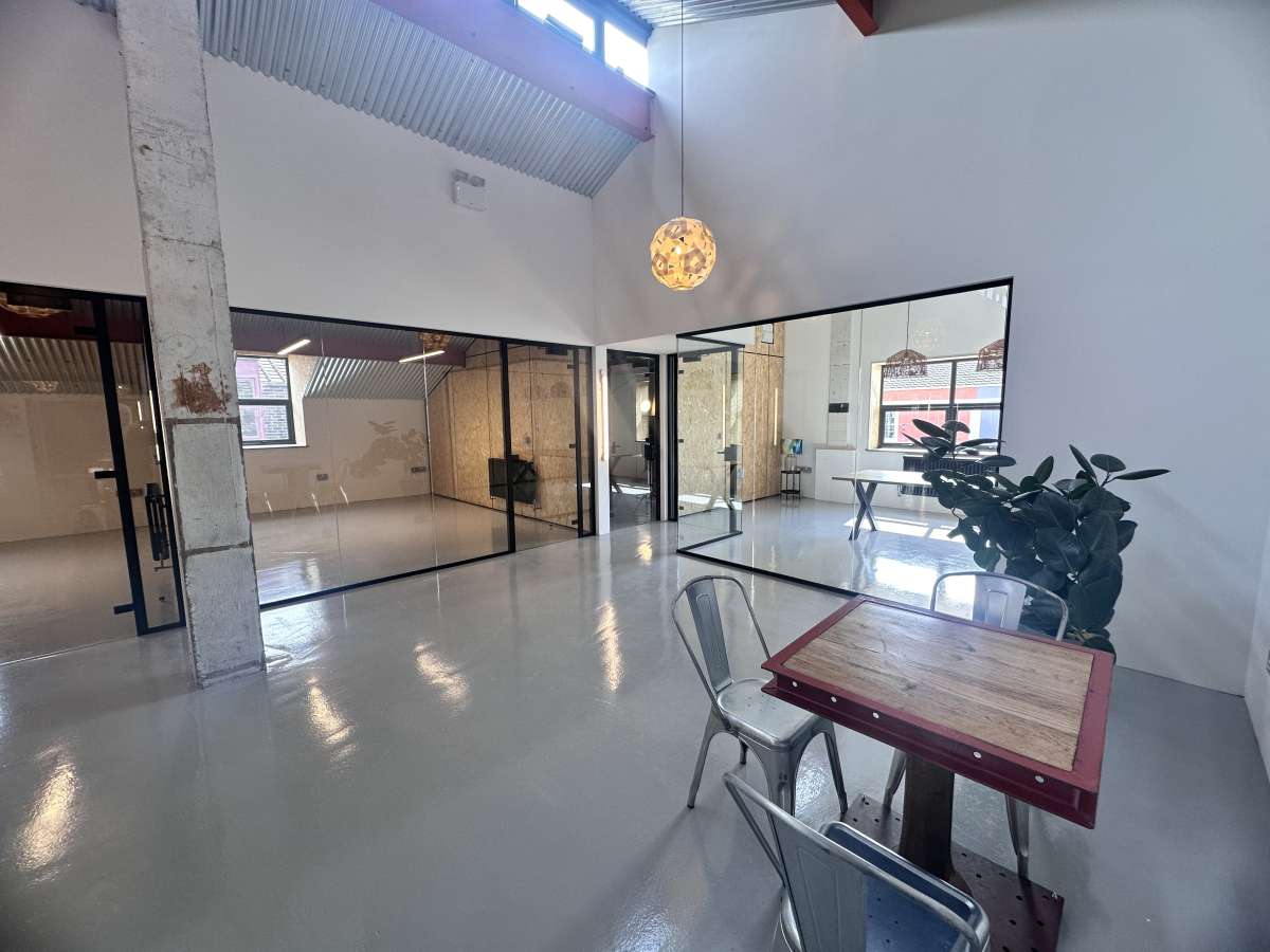 Office in Frome - photo 4