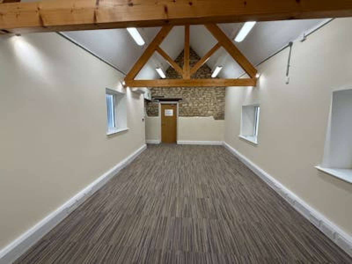 Office in Oundle - photo 2