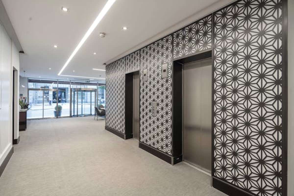 Office in London - photo 4