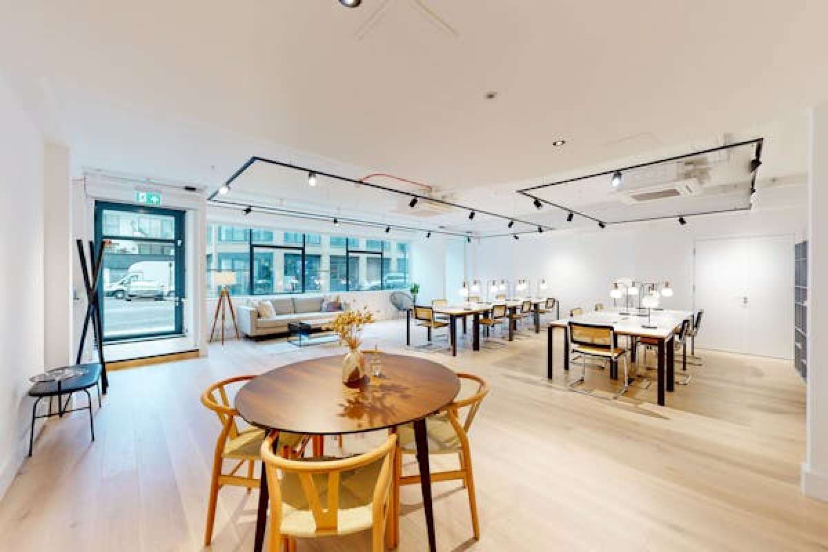 Office in London - photo 4