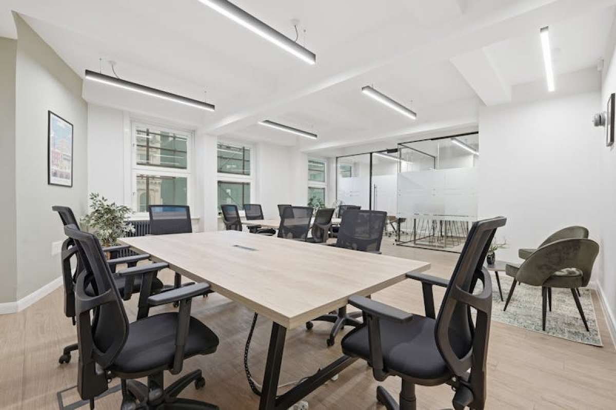 Office in London - photo 3