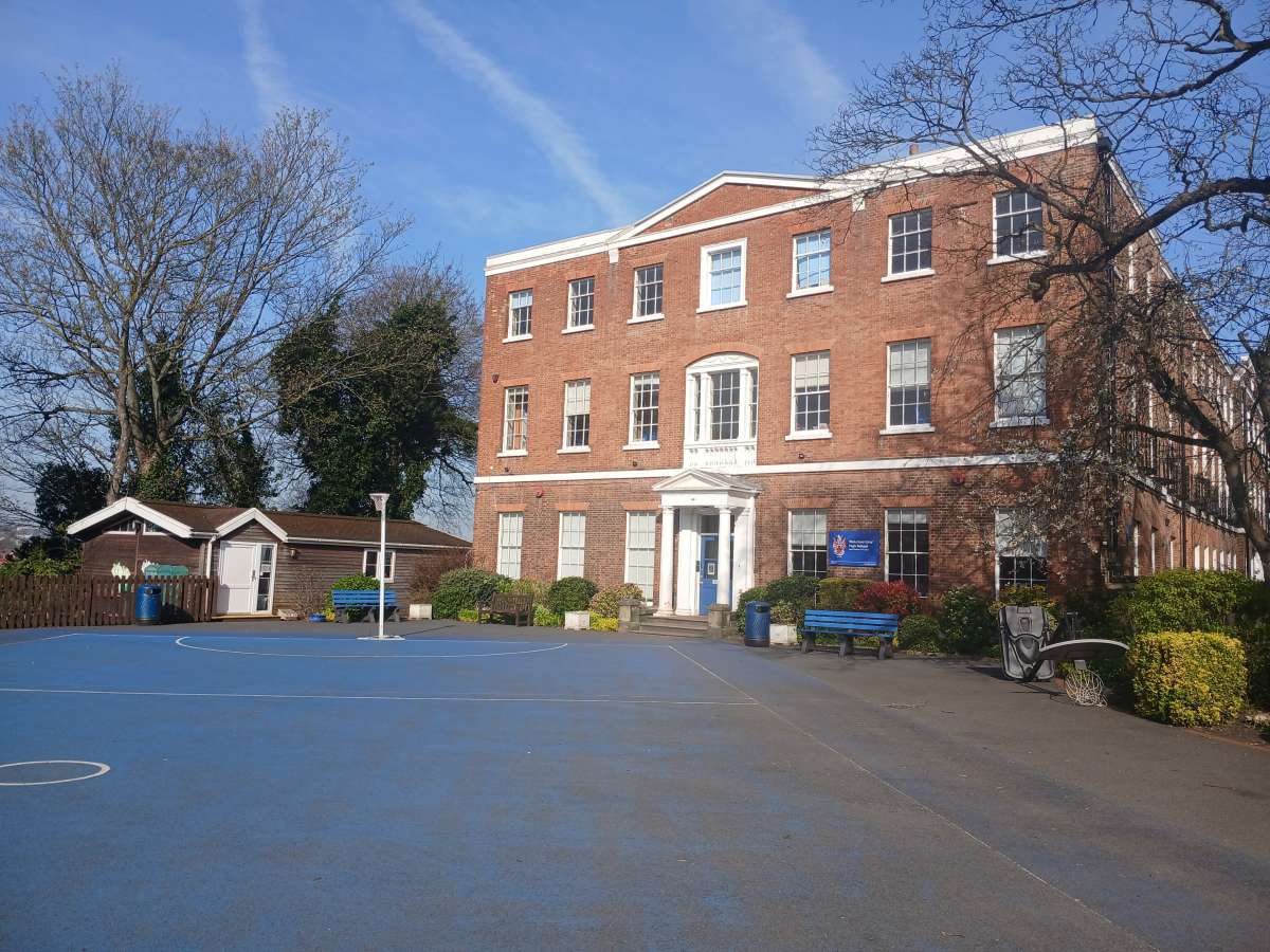 Other in Wakefield - photo 3