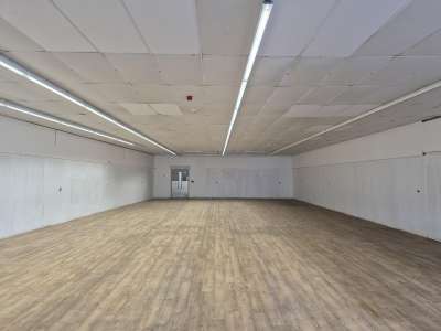 Retail/Shop in Hoylake - photo 2