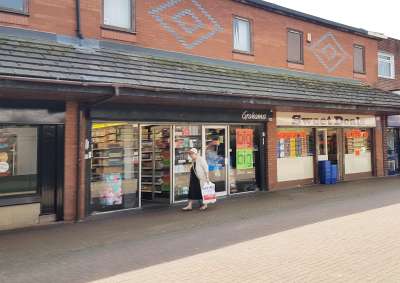 Retail in Oldham