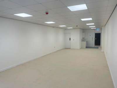 Retail/Shop in Immingham - photo 3