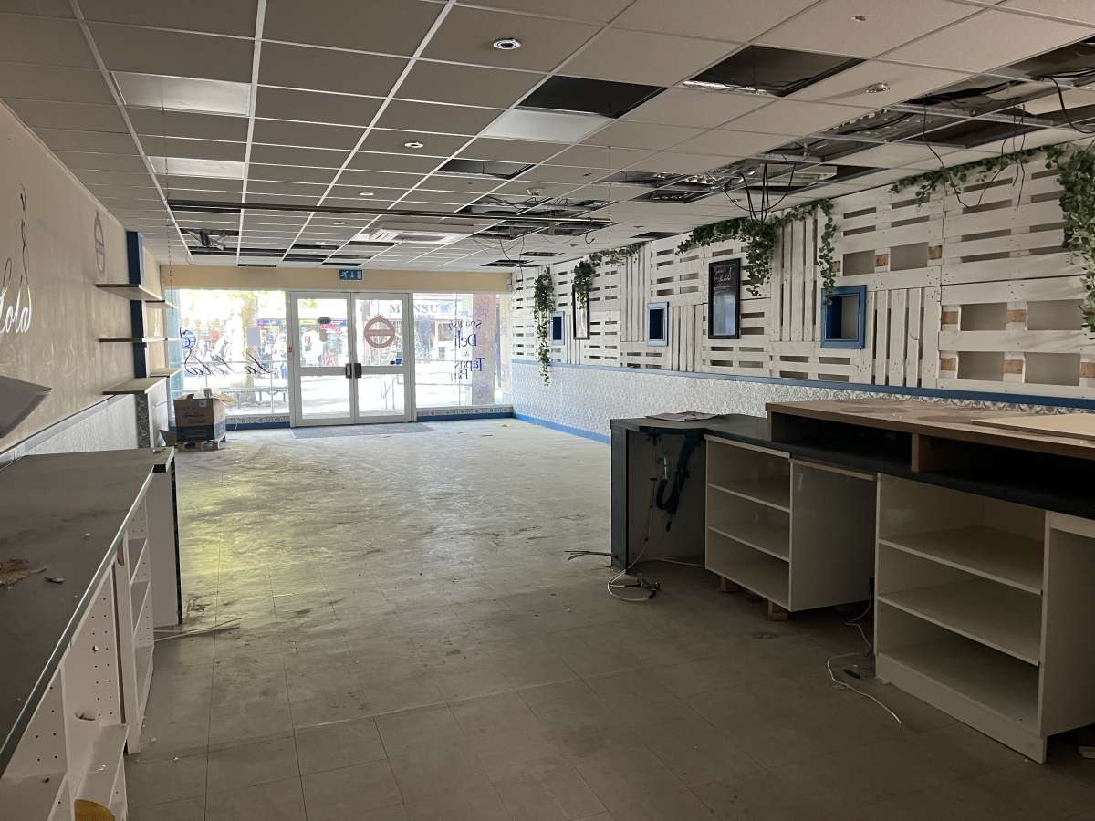 Retail/Shop in Exeter - photo 2