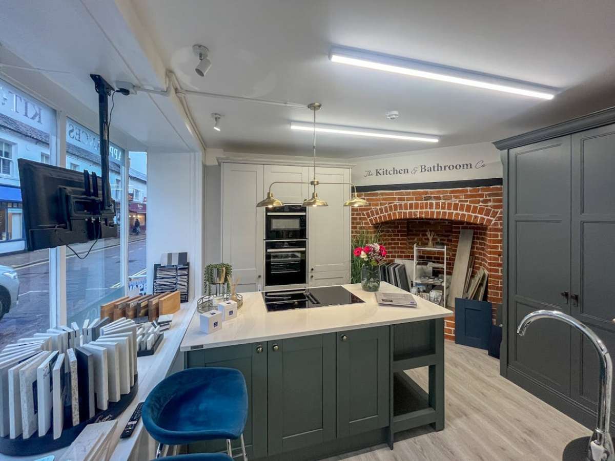 Retail/Shop in Ringwood - photo 2