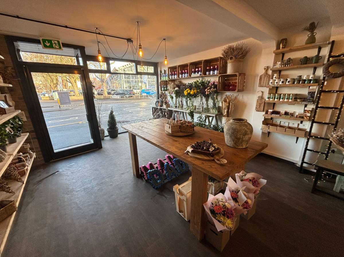 Retail/Shop in Leicester - photo 4