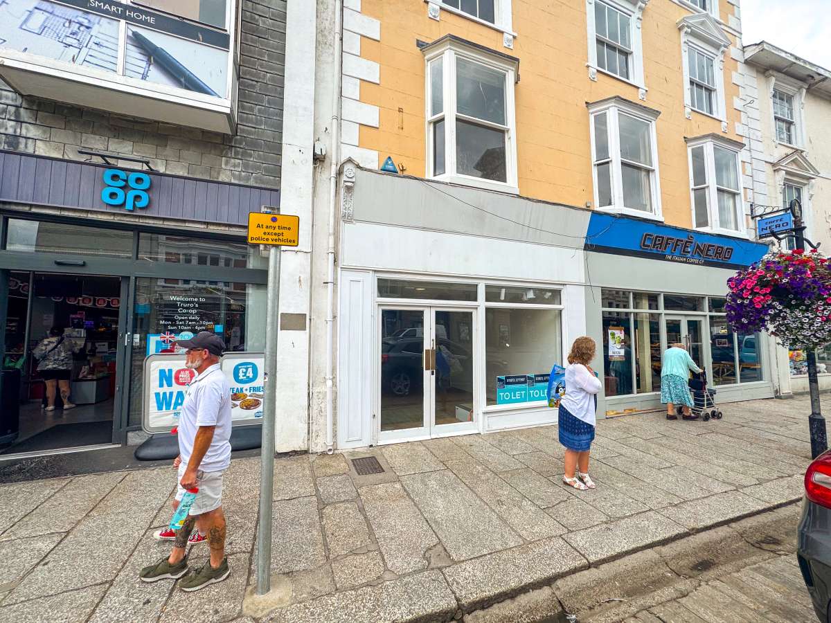 Retail/Shop in Truro - photo 4