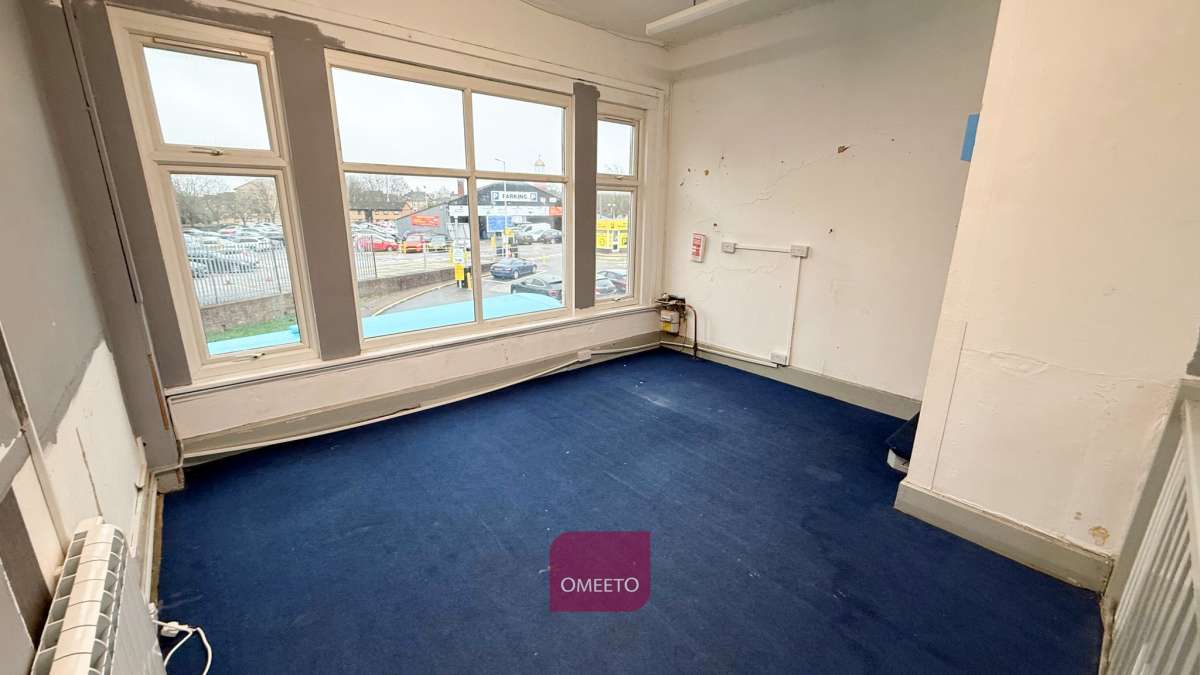 Retail/Shop in Derby - photo 4