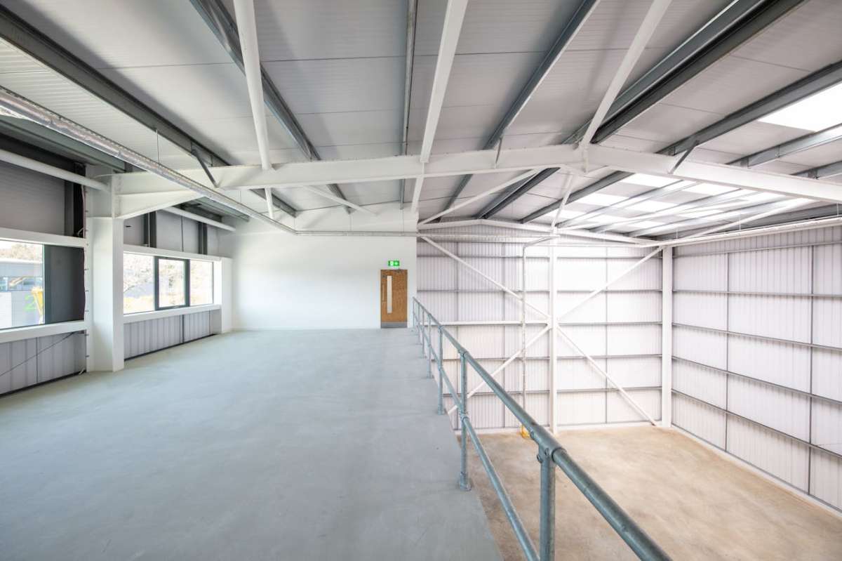 Retail/Shop in Wimborne - photo 4