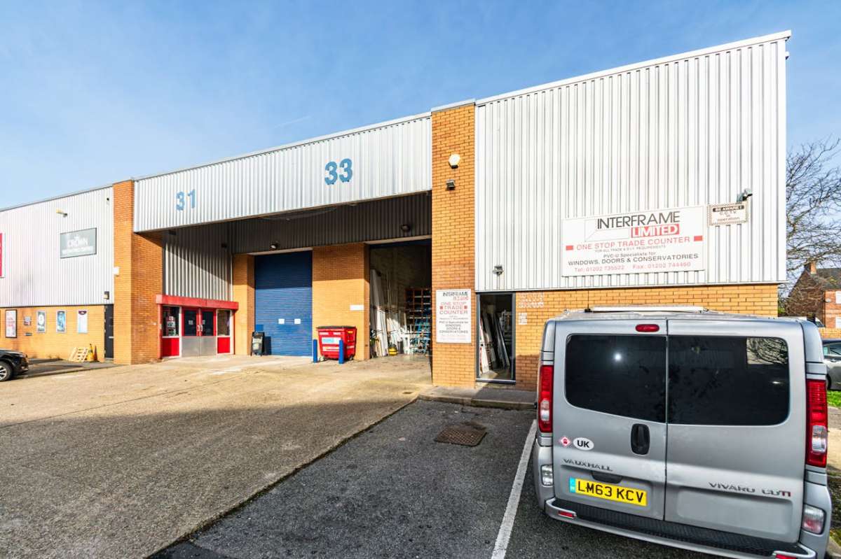 Retail/Shop in Poole - photo 2