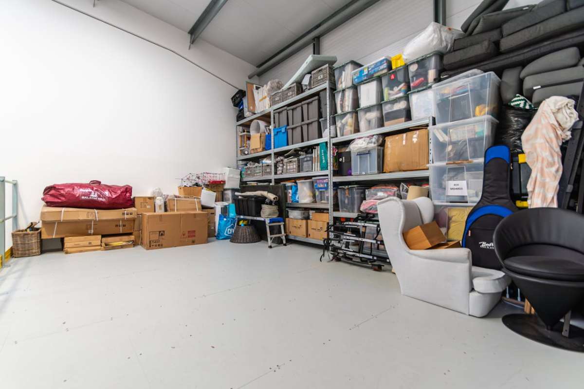 Retail/Shop in Wimborne - photo 3