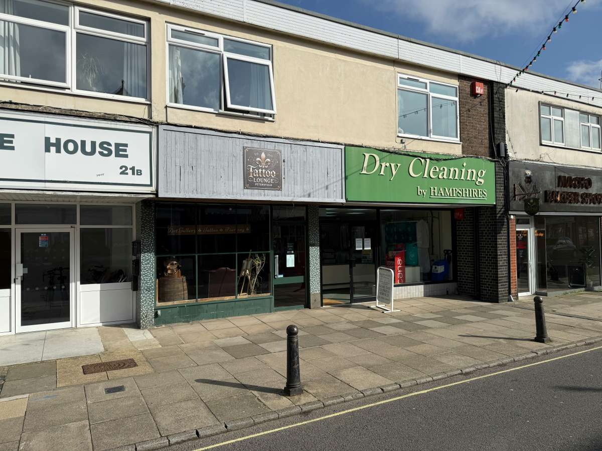 Retail/Shop in Petersfield - photo 3