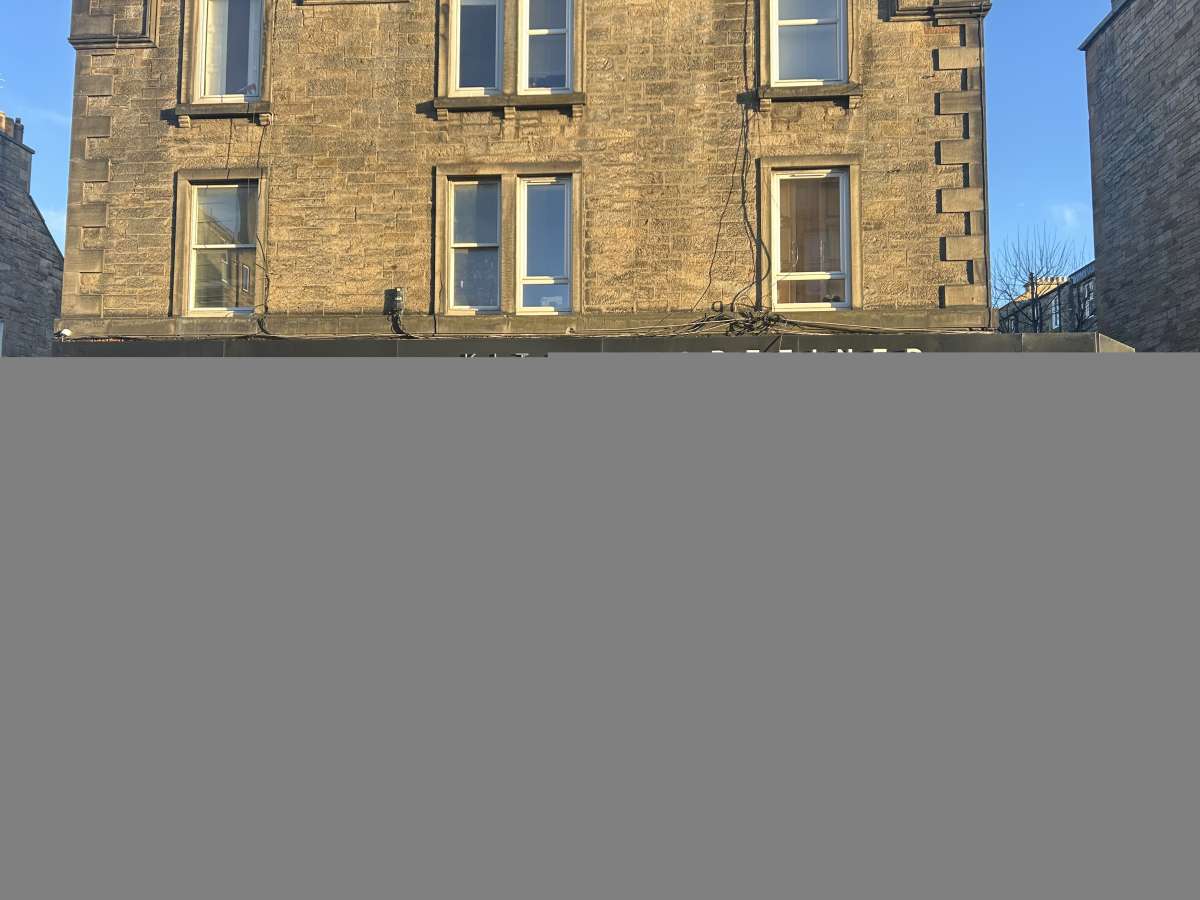 Retail/Shop in Edinburgh - photo 2