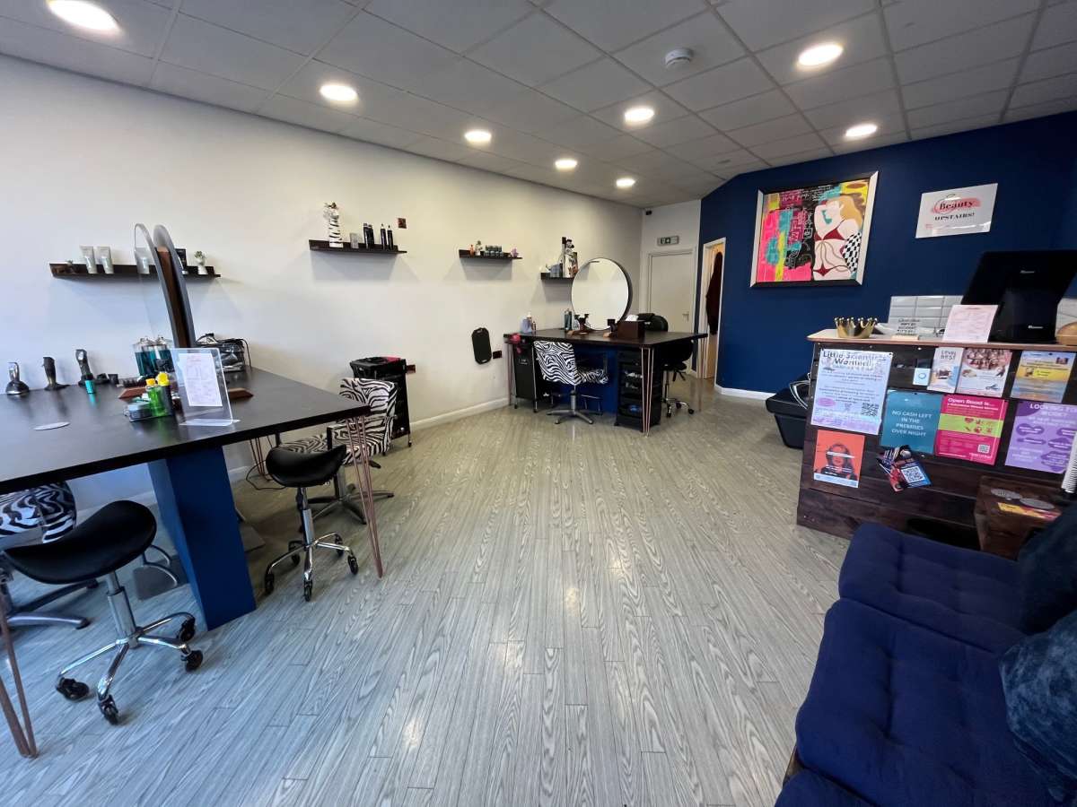 Retail/Shop in Colchester - photo 2