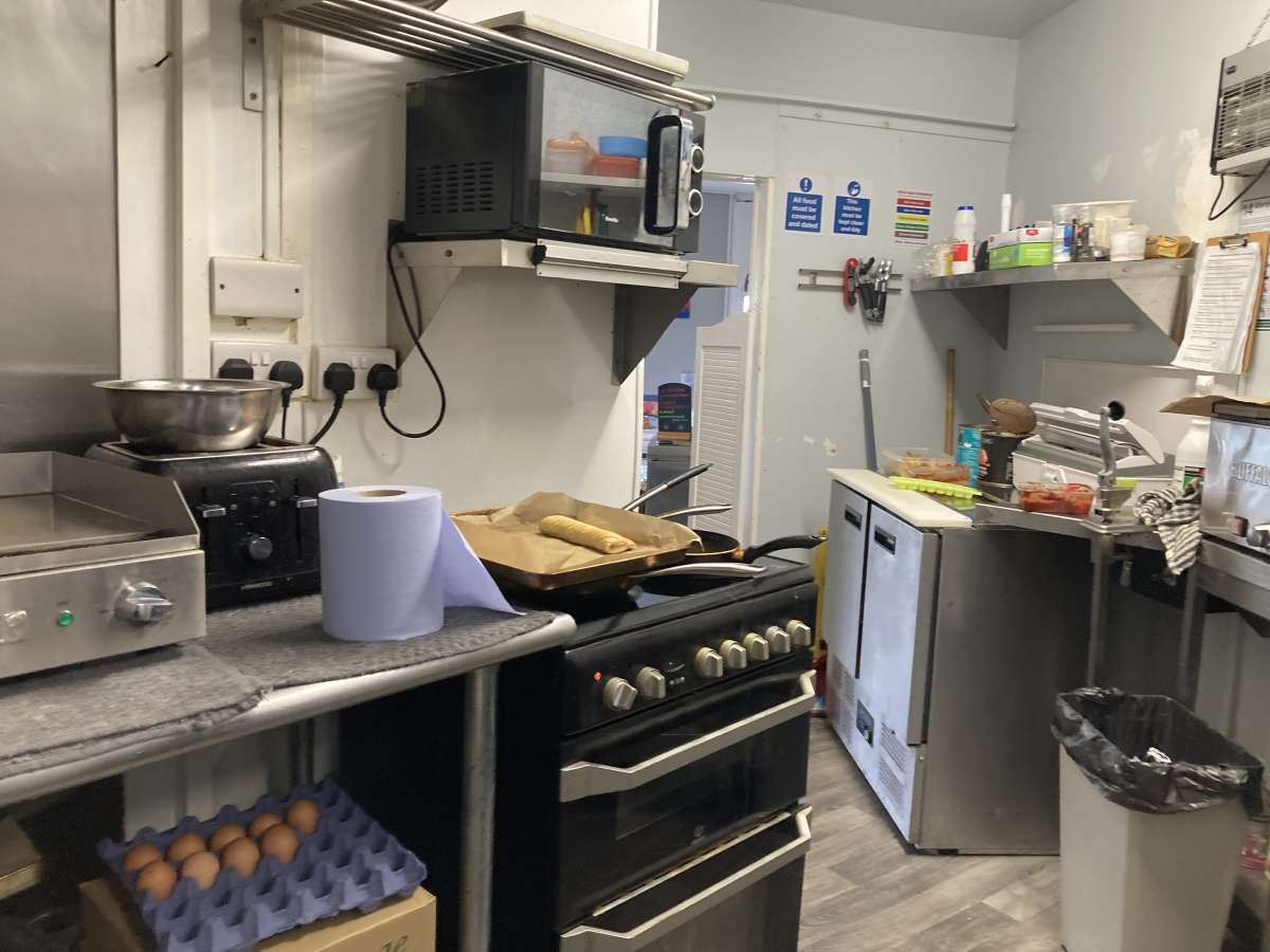 Retail/Shop in Hunters Bar - photo 4