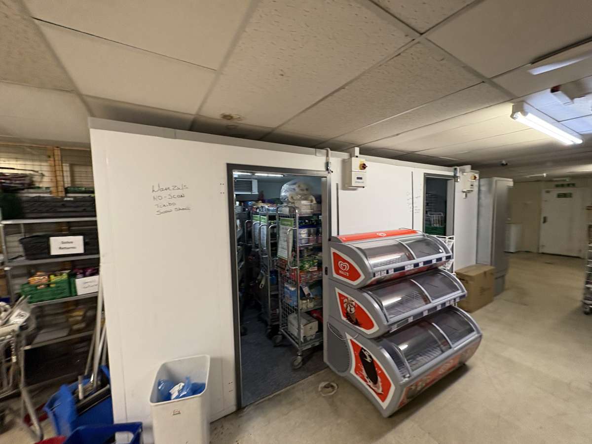 Retail/Shop in Fareham - photo 4