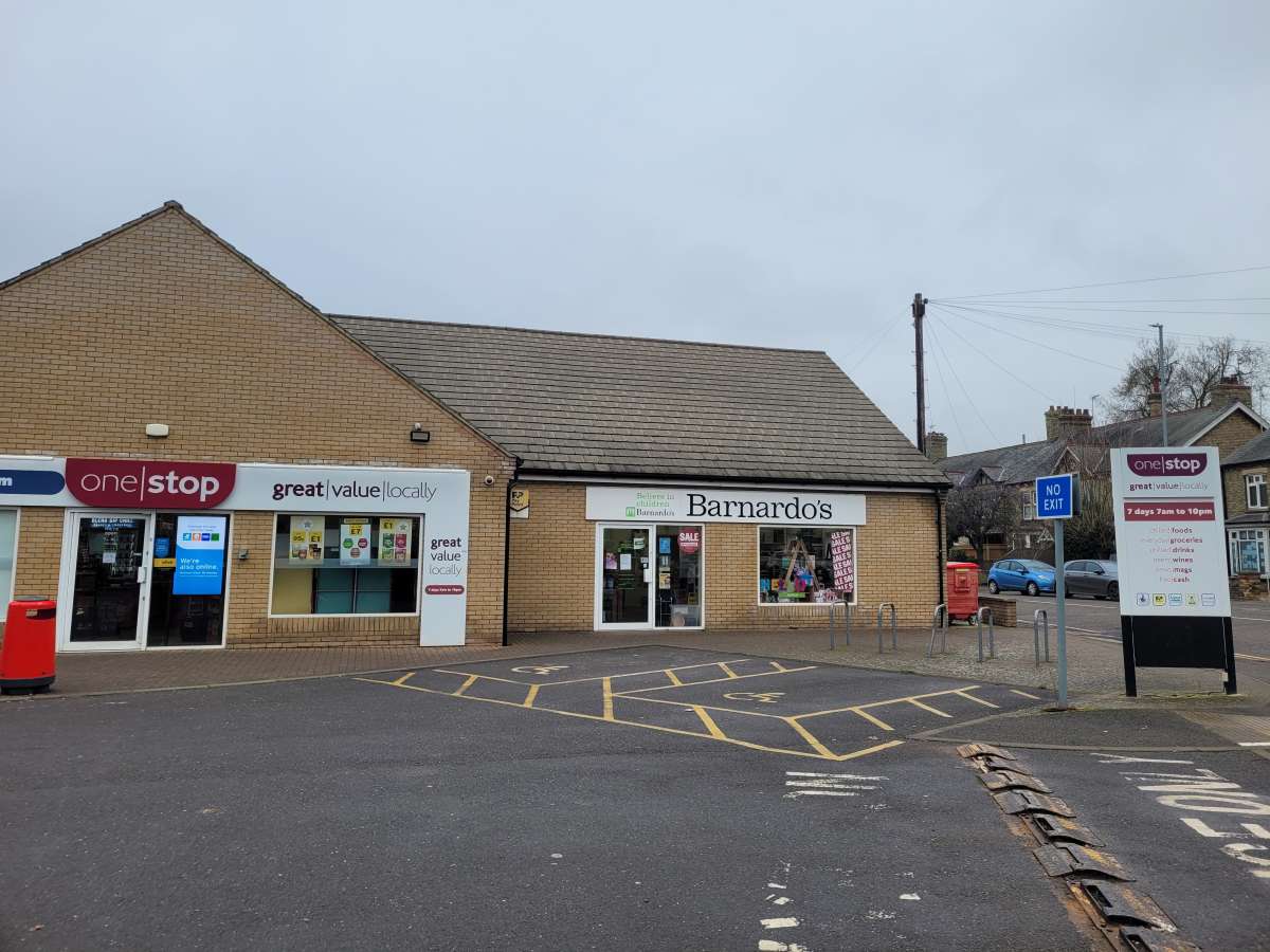 Retail/Shop in March - photo 2