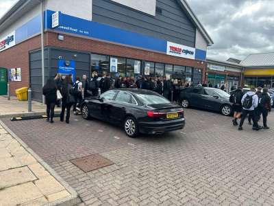 Retail/Shop in Bonnyrigg - photo 4