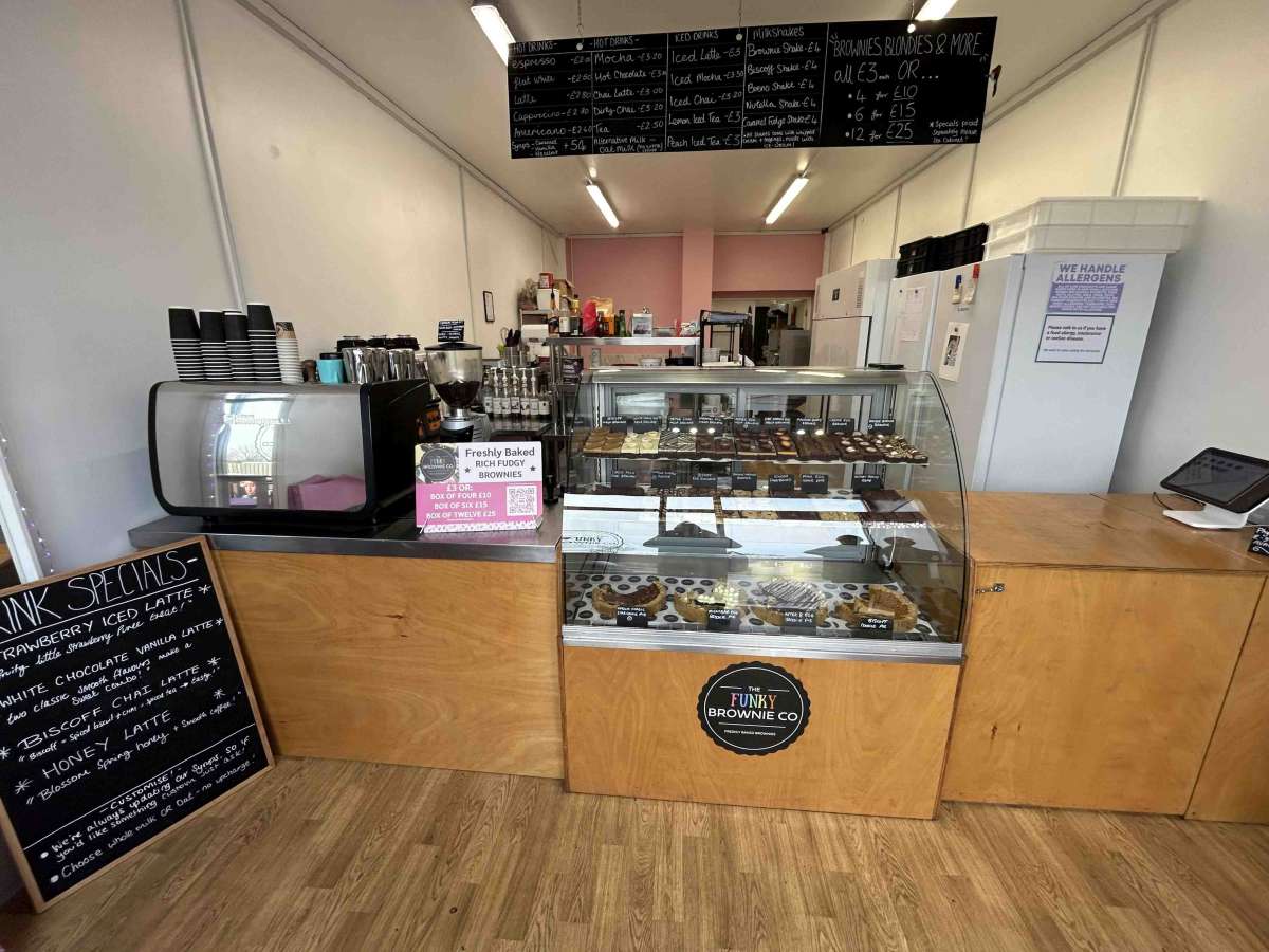 Retail/Shop in Camborne - photo 4