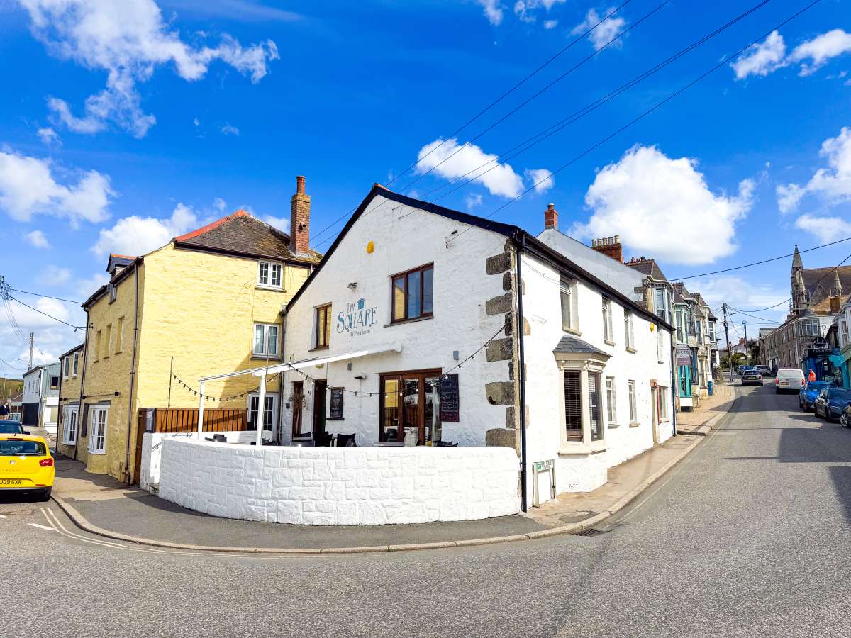 Retail in Porthleven
