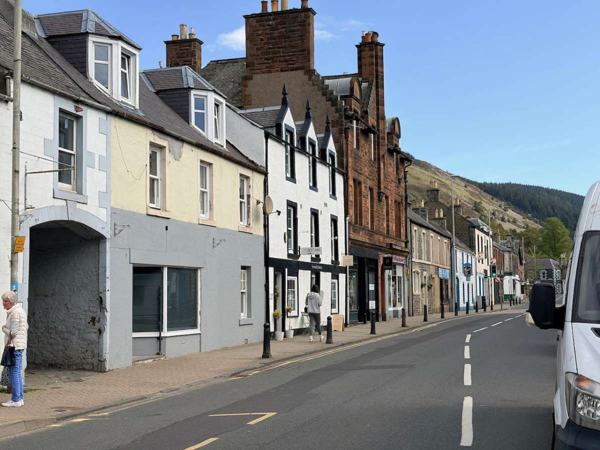 Retail/Shop in Innerleithen - photo 3