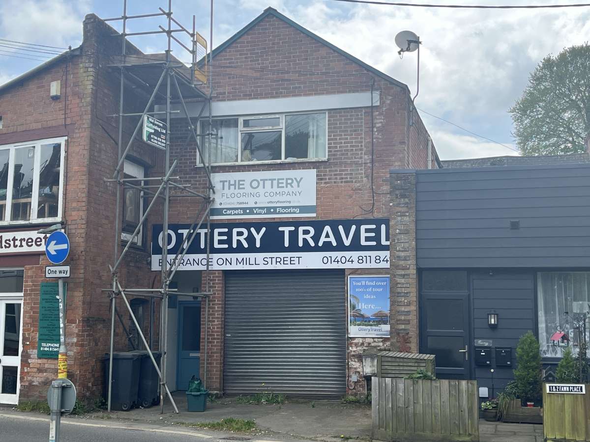 Retail/Shop in Ottery St. Mary - photo 2