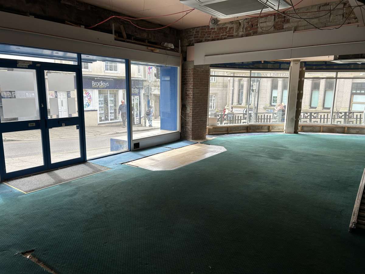 Retail/Shop in Helston - photo 4