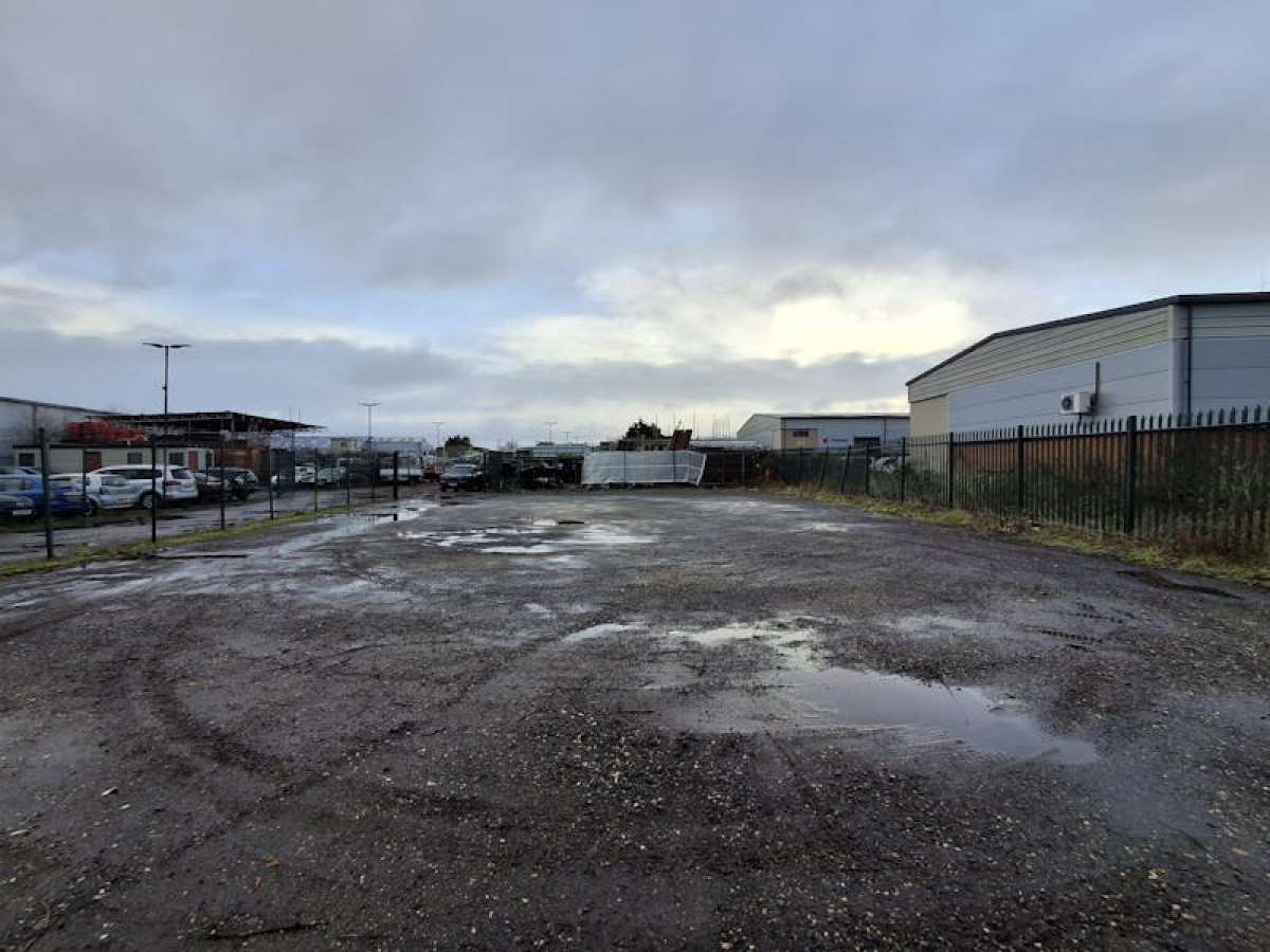 Storage in Ringwood - photo 4