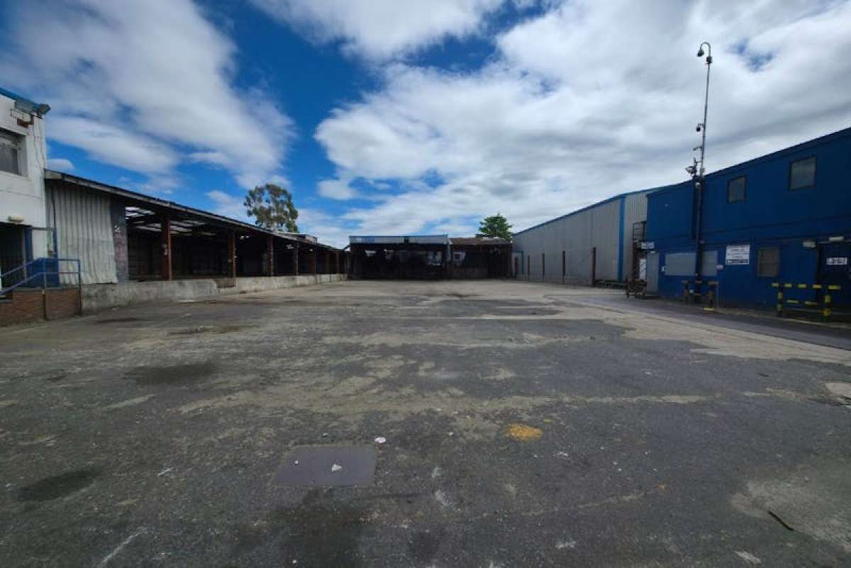 Storage in Barking - photo 4